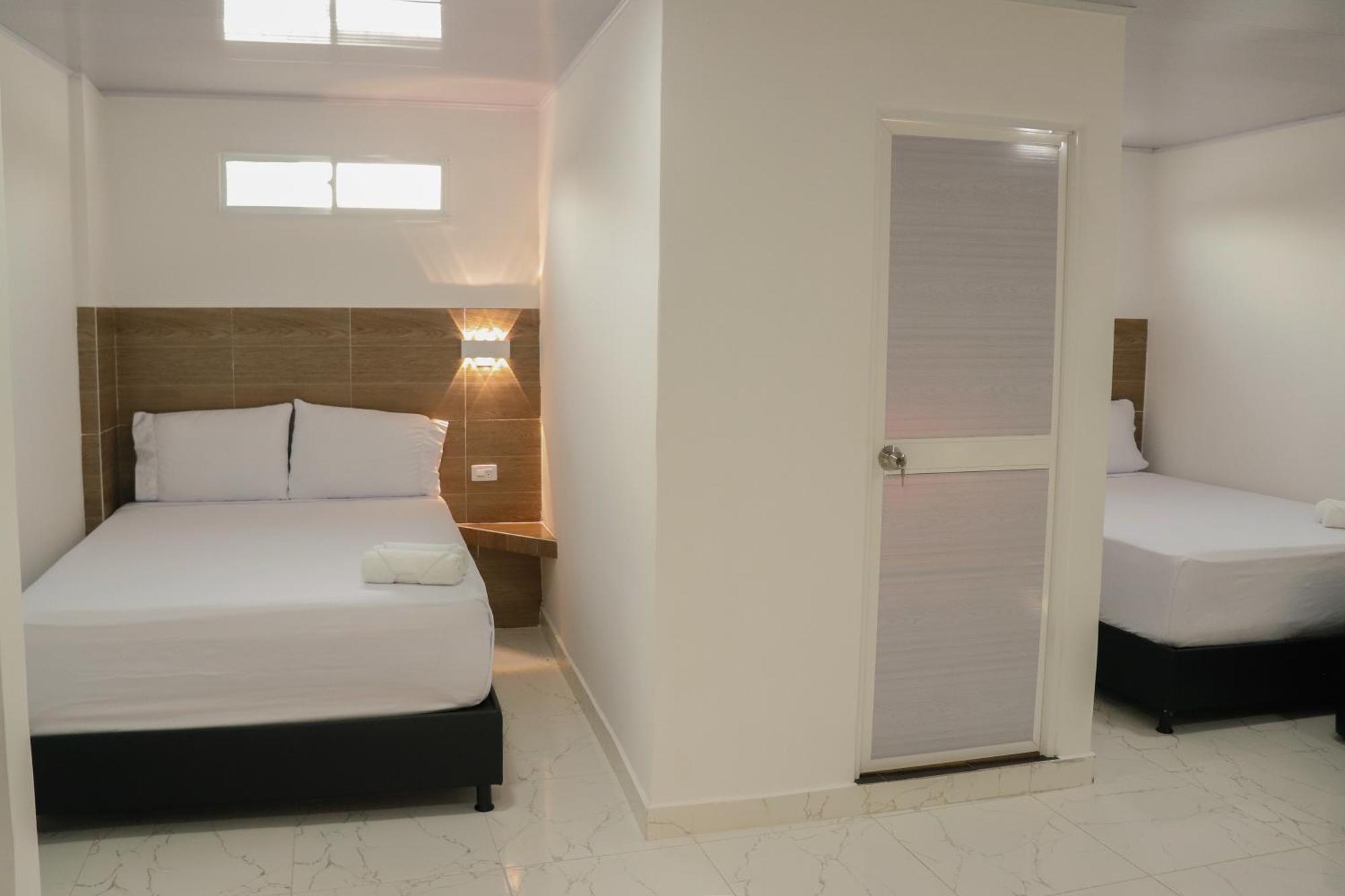 Hotel Brisas Del Mar — Fotos 1
